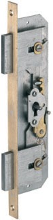 gm-armoire-larder-2-tetes-430.jpg